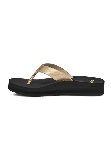 Sanuk Highland Metallic Heeled Flip Flops for Women in Champagne