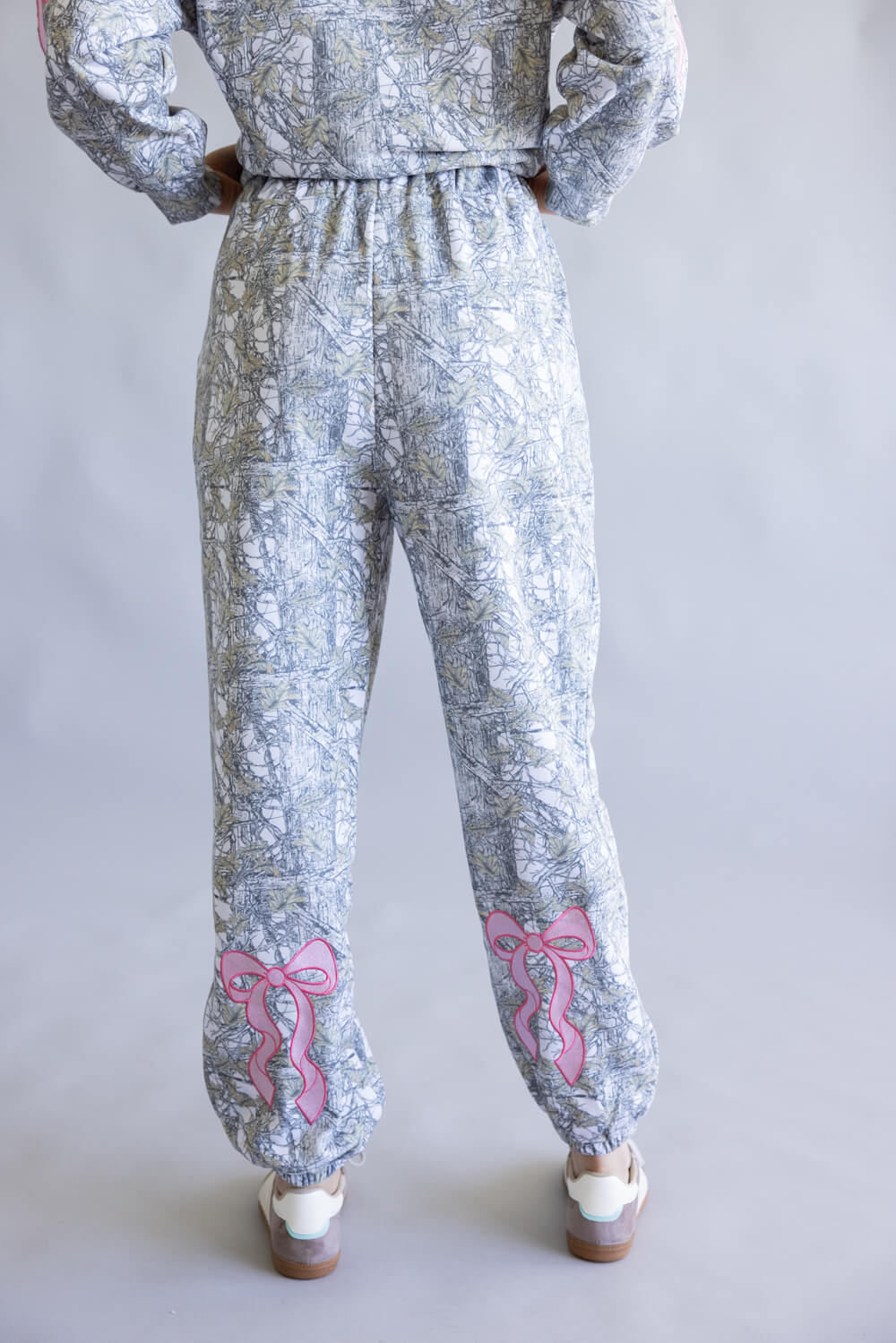 Simply Southern Alice Bow Jogger for Women in Grey Camo | PP-0225-PNT-ALICE-CAMO