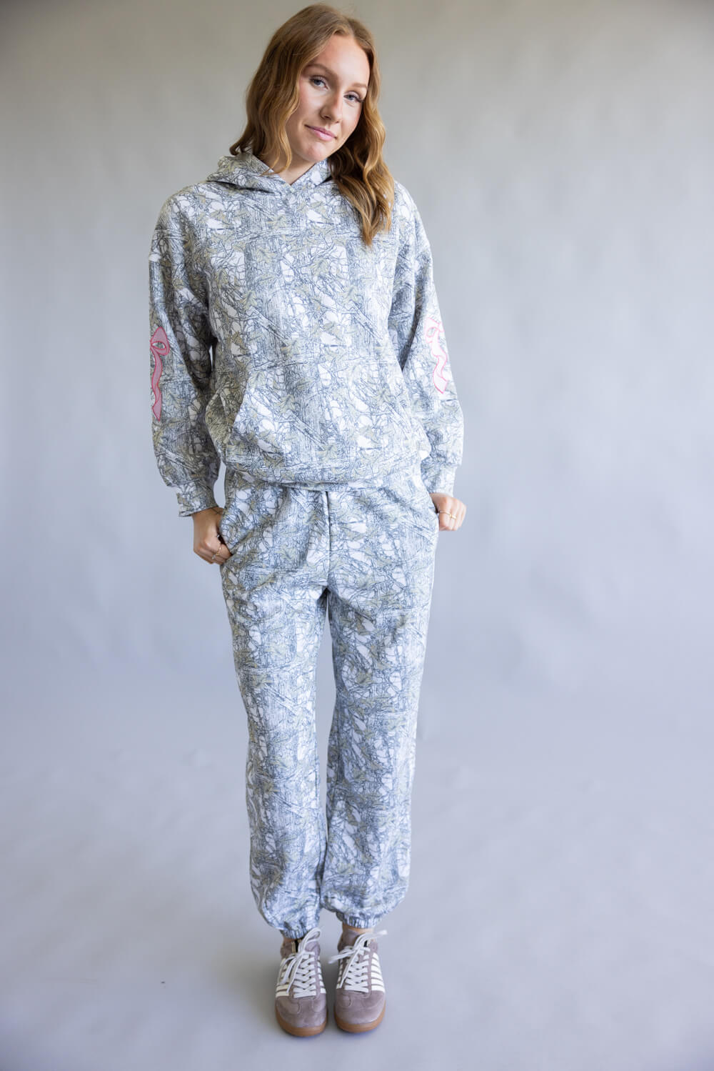 Simply Southern Alice Bow Jogger for Women in Grey Camo | PP-0225-PNT-ALICE-CAMO
