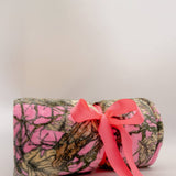 Simply Southern Simply Soft Camo Throw Blanket in Camo Pink