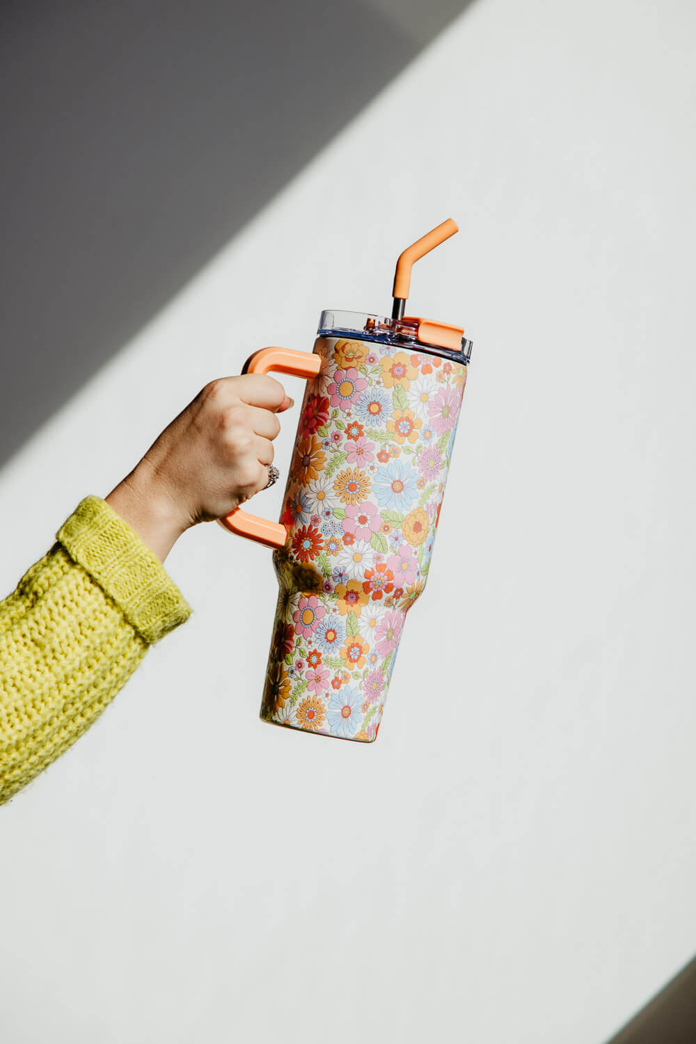 Retro Multi Color Daisy Tumbler – A Blissfully Beautiful Boutique
