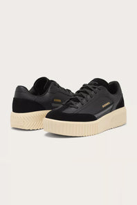 Sorel Out N About Ave T-Toe Sneakers for Women in Black, Honey White.