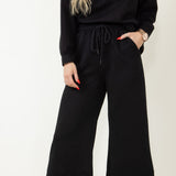 Textured Cropped Wide Leg Pants for Women in Black