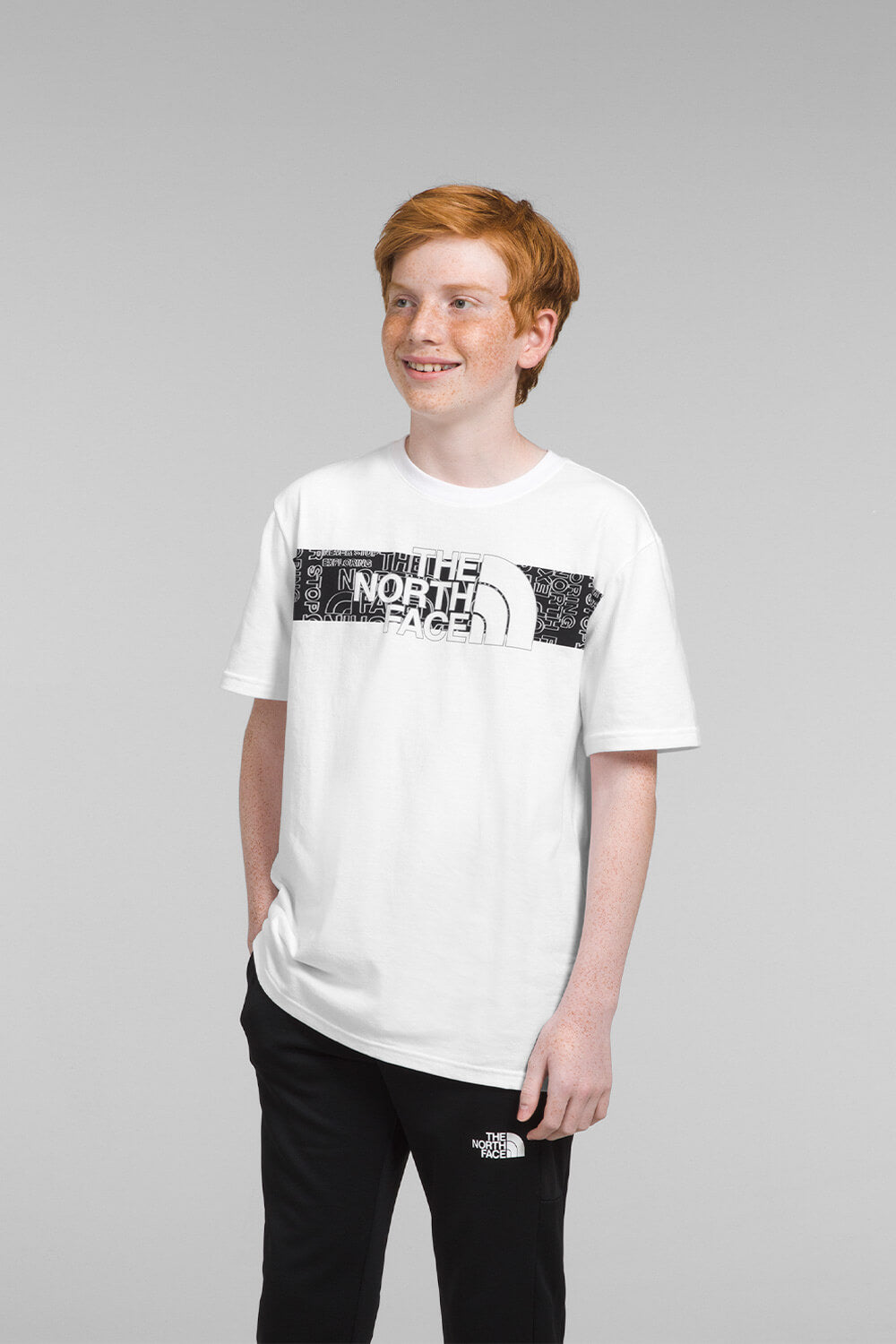 The North Face Youth Graphic T-Shirt for Boys in White | NF0A82T8-VY4 –  Glik's