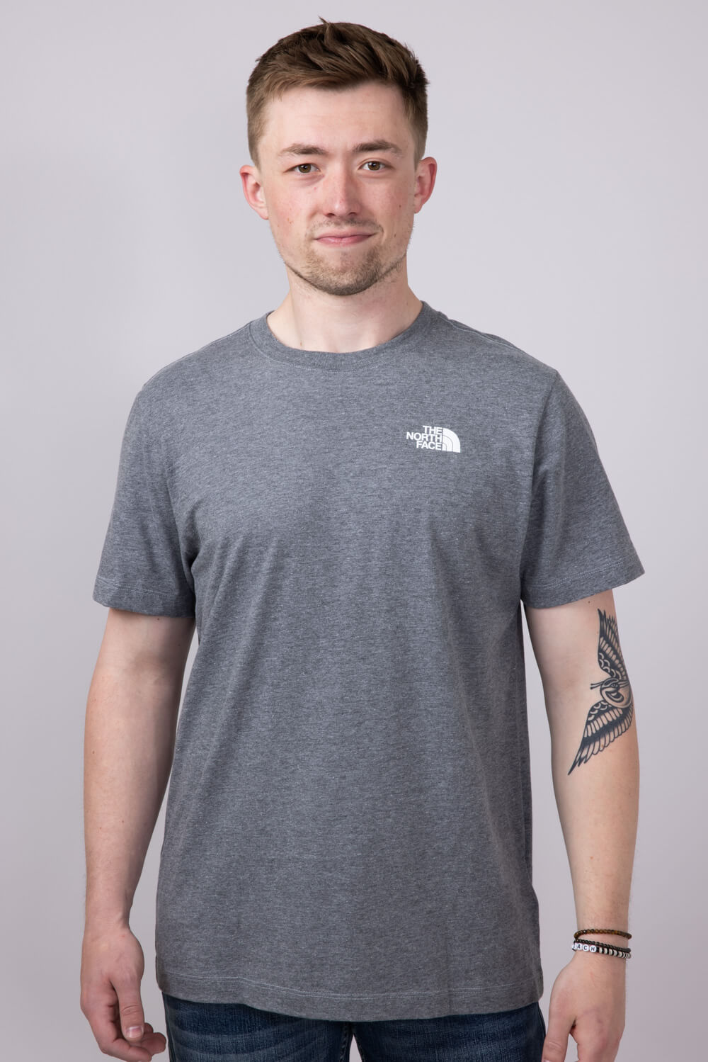 The North Face| (Men's S/S Core Box NSE Tee (NF0A8B6K-1 The North Face Core Box Graphic T-Shirt for Men in Grey
