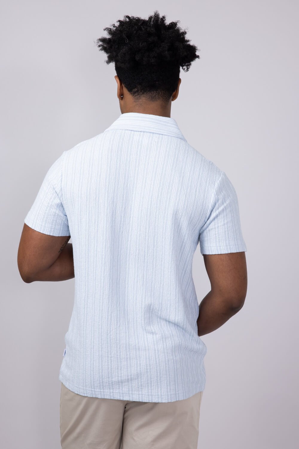 Vintage Summer Novelty Knit Button Up Shirt for Men in Light