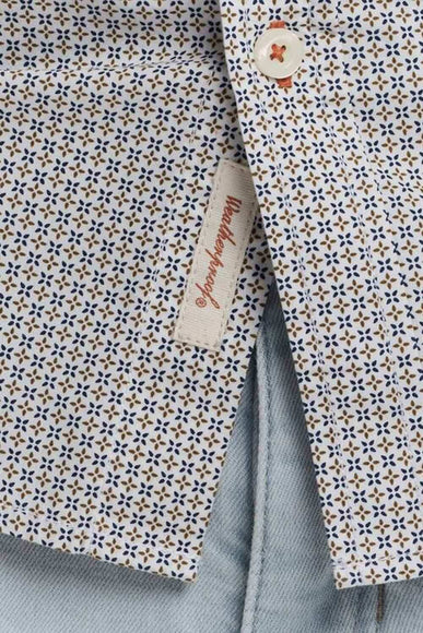 Weatherproof Vintage Cotton Poplin Button Up Shirt for Men in Pecan Pie