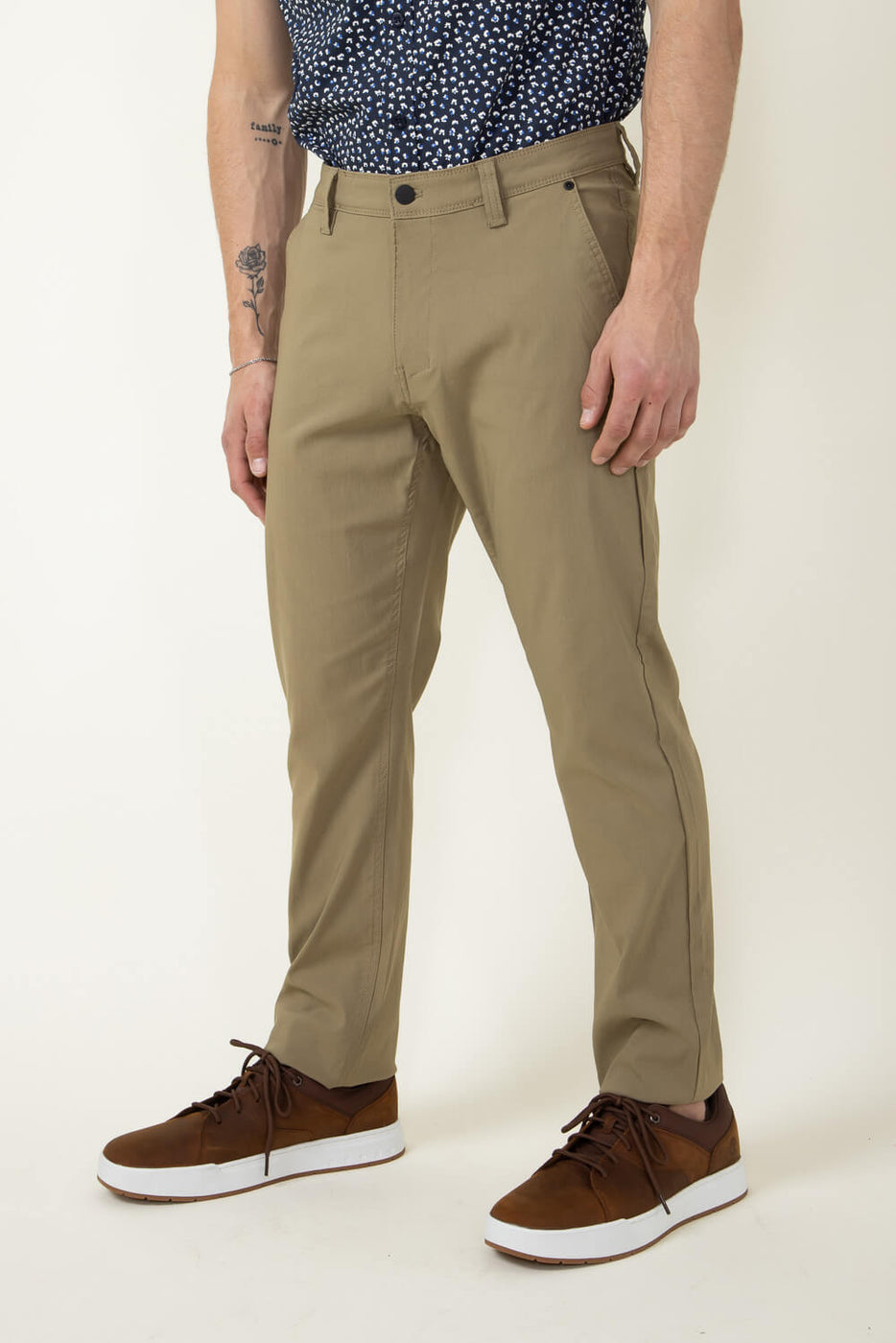 Weatherproof Vintage Faille Pants for Men in Khaki W3F800 241 KHAKI Glik s