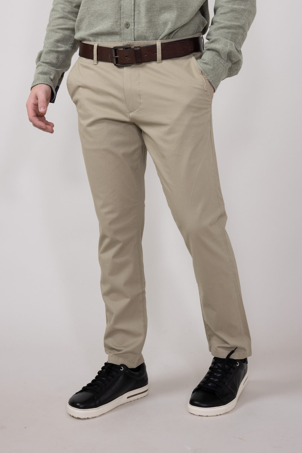 Weatherproof Vintage Leader Chino Pants for Men in Birch