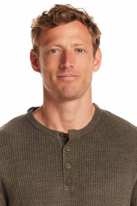 Weatherproof Vintage Vertical Stitch Button Henley for Men in Olive