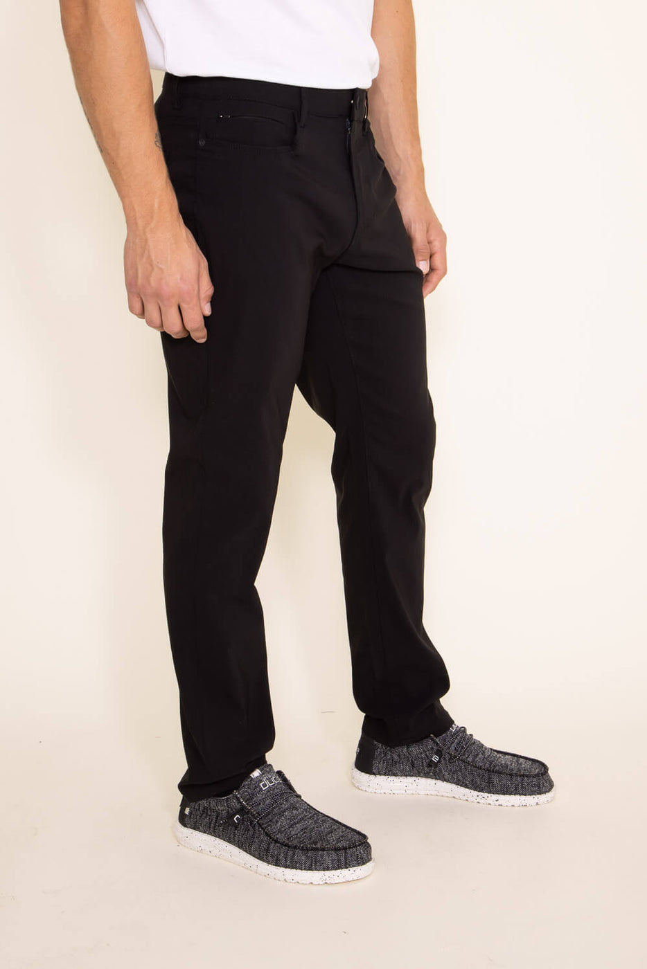 Weatherproof Vintage Lewis Performance Pants for Men in Black (Spring –  Glik's