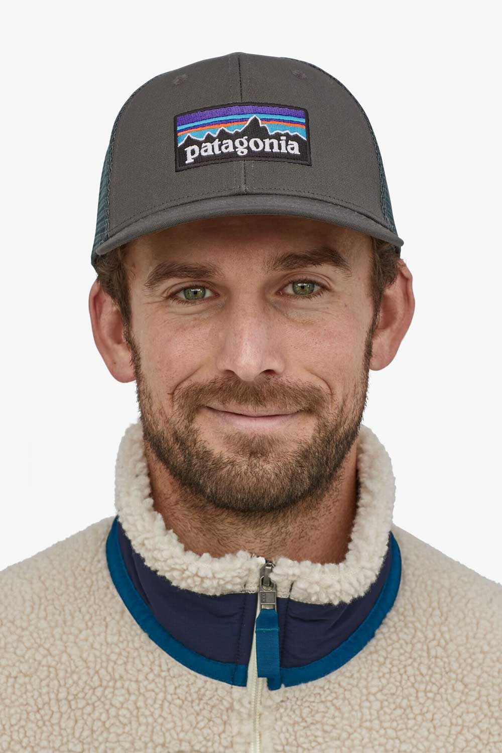 efterspørgsel Tap underviser Patagonia Men's P6 Logo Trucker Hat in Forge Grey | 38289-FGE – Glik's