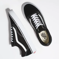 Vans Old Skool Sneakers in Black/White
