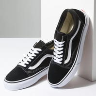 Vans Old Skool Sneakers in Black/White