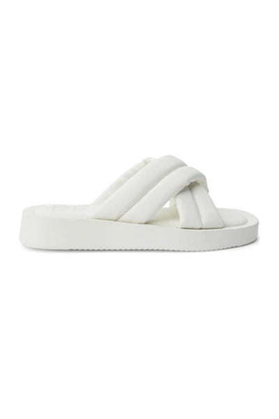 Beach by Matisse Piper Slide Sandals for Women in White | PIPER-WHITE ...