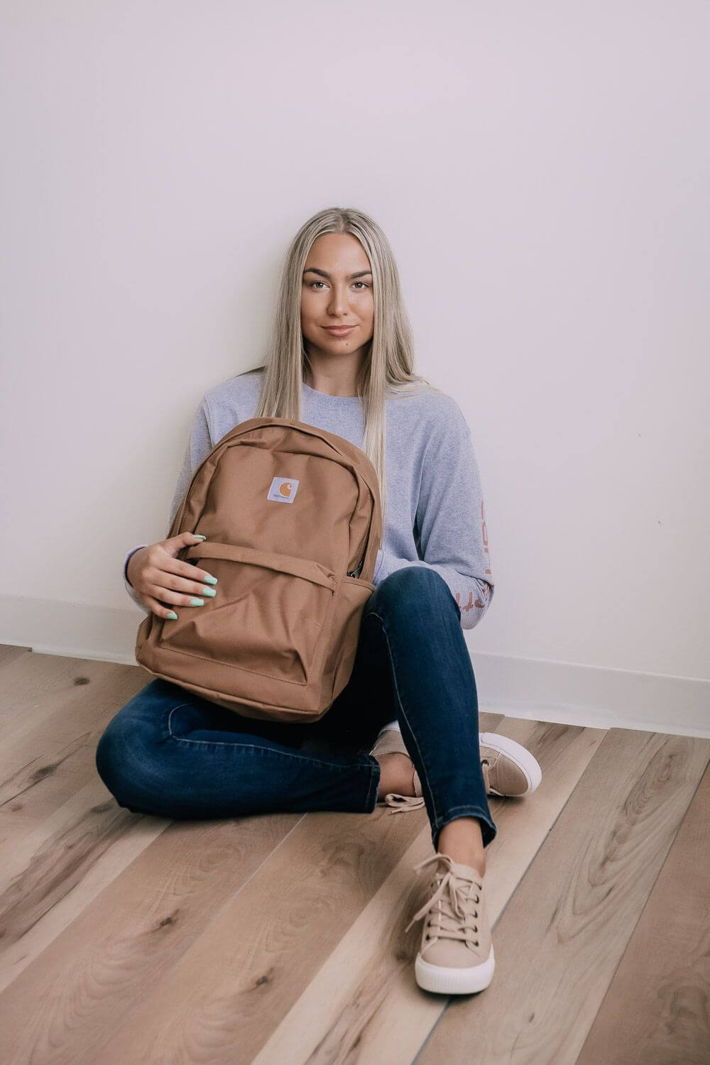 Carhartt Logo-patch Backpack In Black