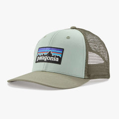 Patagonia Men's P6 Logo Trucker Hat in Tea Green | 38289-TEAG 